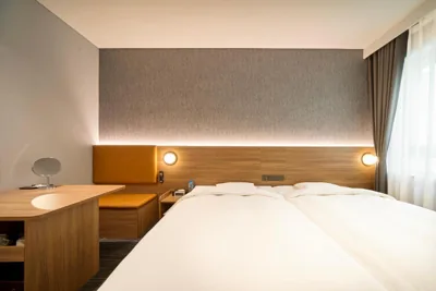 Habitación Superior con cama King o 2 camas individuales — SUPER HOTEL HANOI - Grand Opening in 17 March 2026
